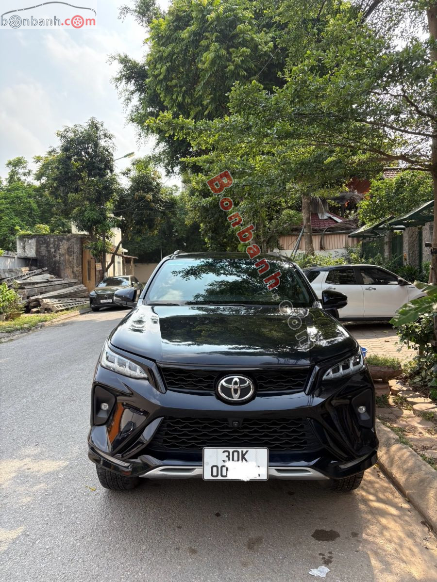 Bán ô tô Toyota Fortuner Legender 2.4L 4x2 AT - 2022 - xe cũ
