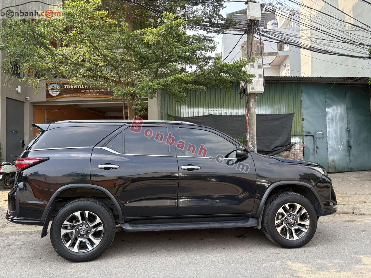 Bán ô tô Toyota Fortuner Legender 2.4L 4x2 AT - 2022 - xe cũ