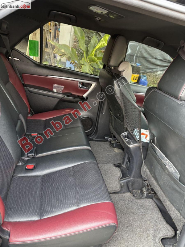 Bán ô tô Toyota Fortuner Legender 2.4L 4x2 AT - 2022 - xe cũ