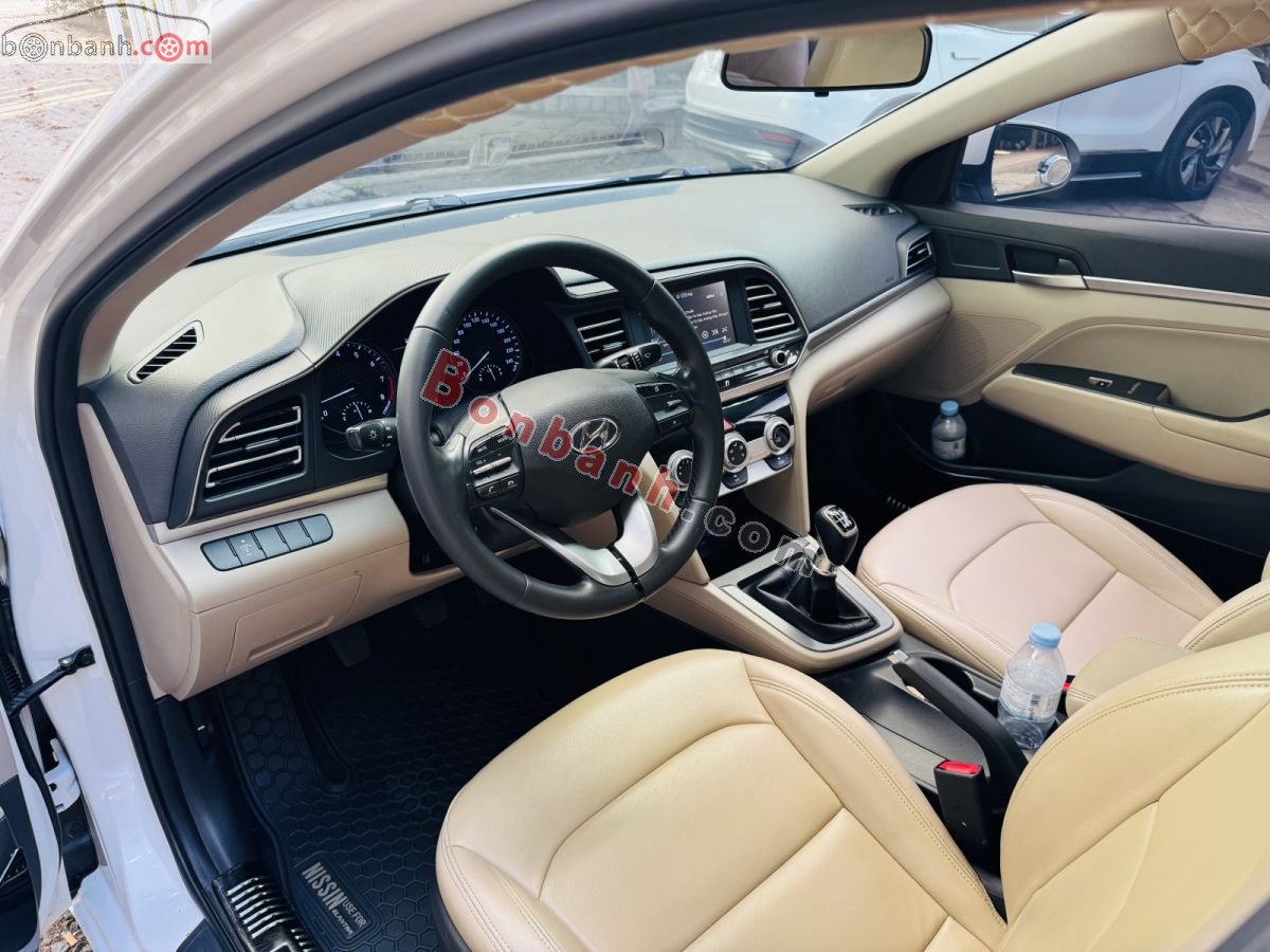 Bán ô tô Hyundai Elantra 1.6 MT - 2021 - xe cũ