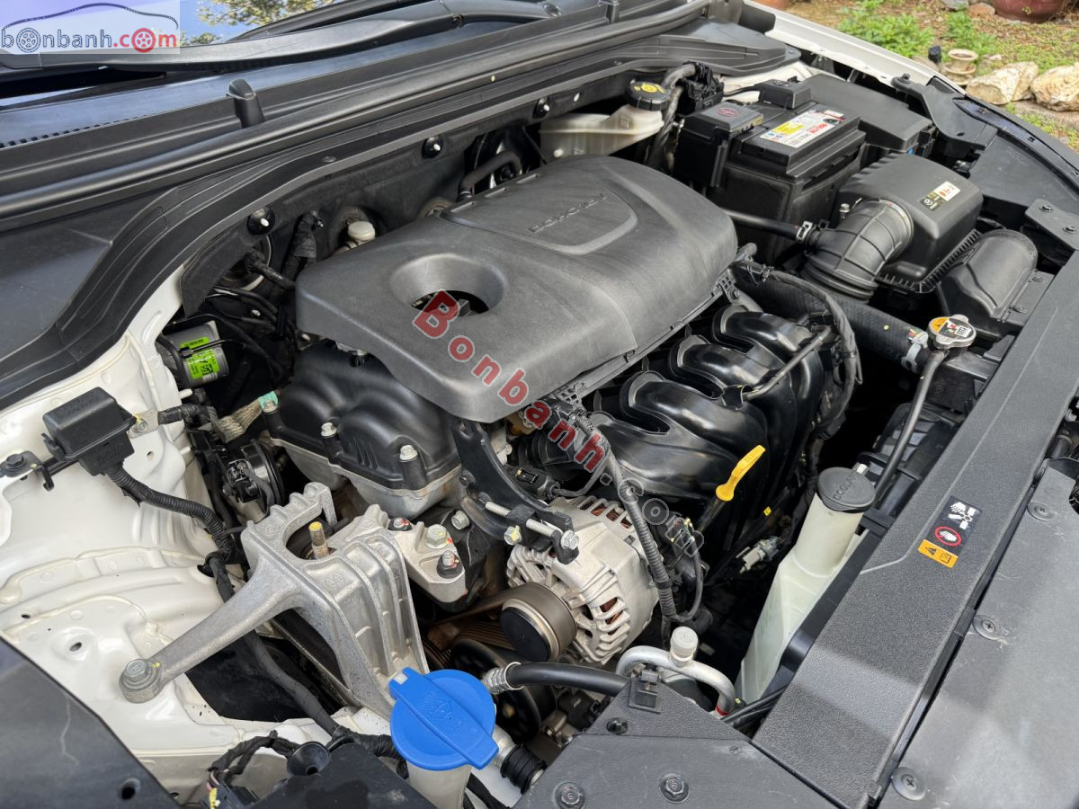 Bán ô tô Hyundai Elantra 1.6 MT - 2021 - xe cũ