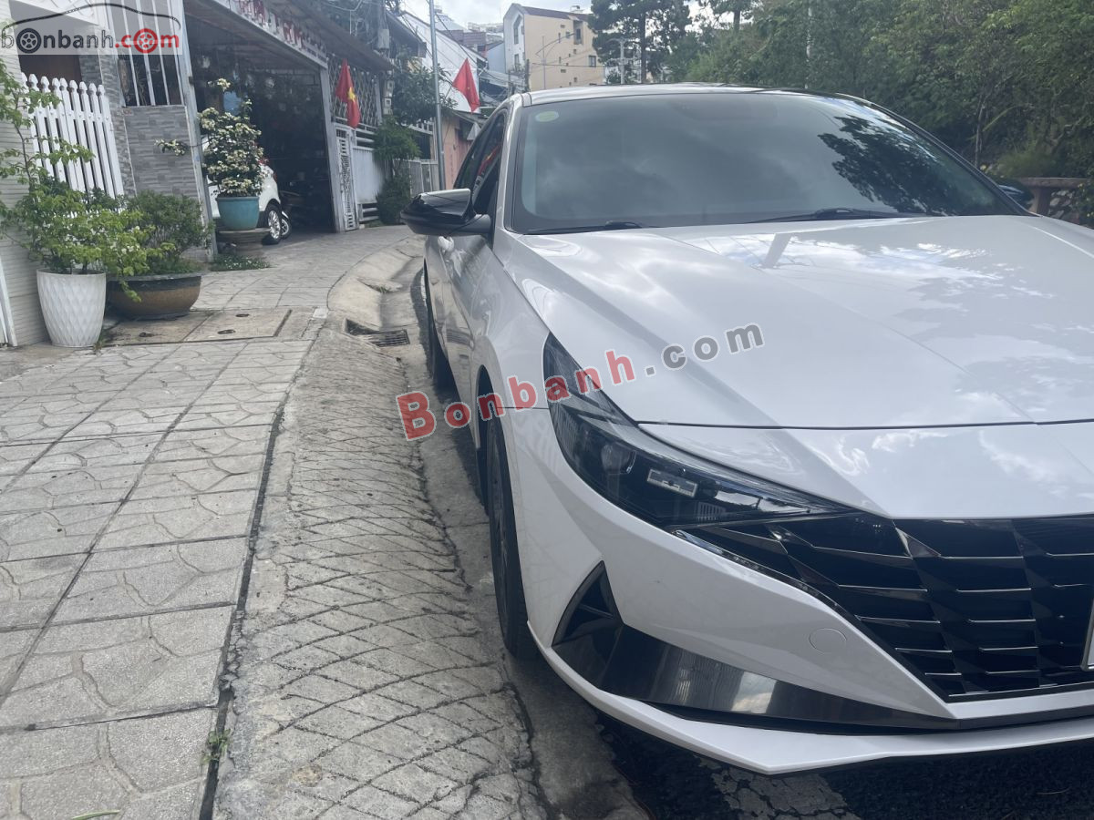 Bán ô tô Hyundai Elantra 1.6 AT Đặc biệt - 2024 - xe cũ