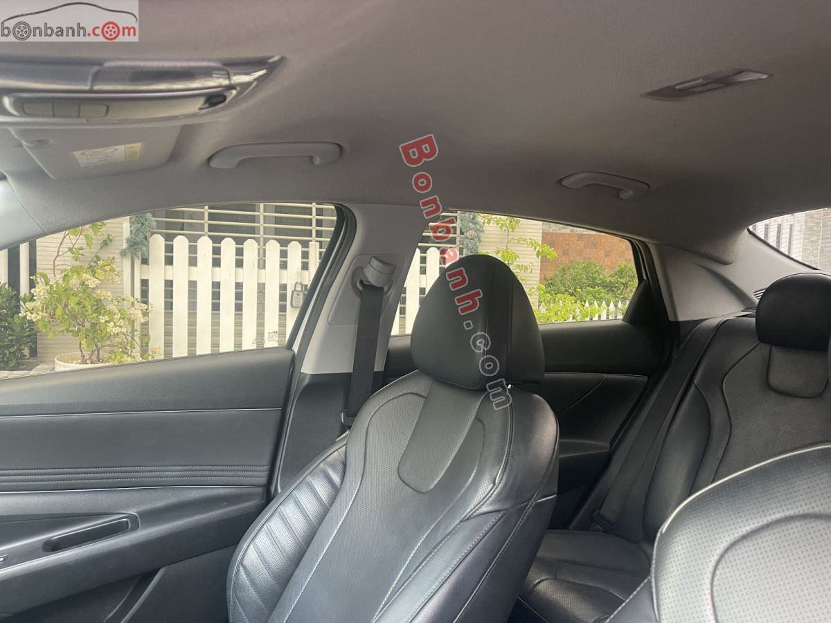 Bán ô tô Hyundai Elantra 1.6 AT Đặc biệt - 2024 - xe cũ