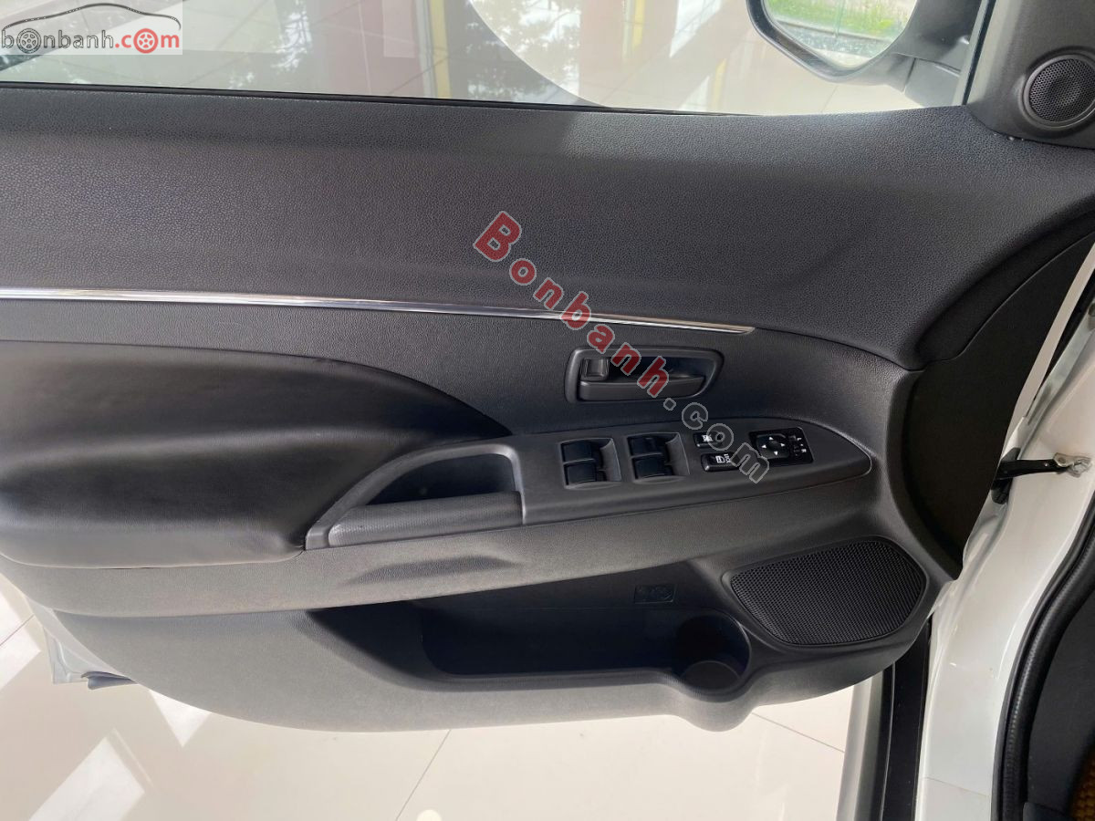 Bán ô tô Mitsubishi Outlander Sport 2.0 CVT Premium - 2014 - xe cũ