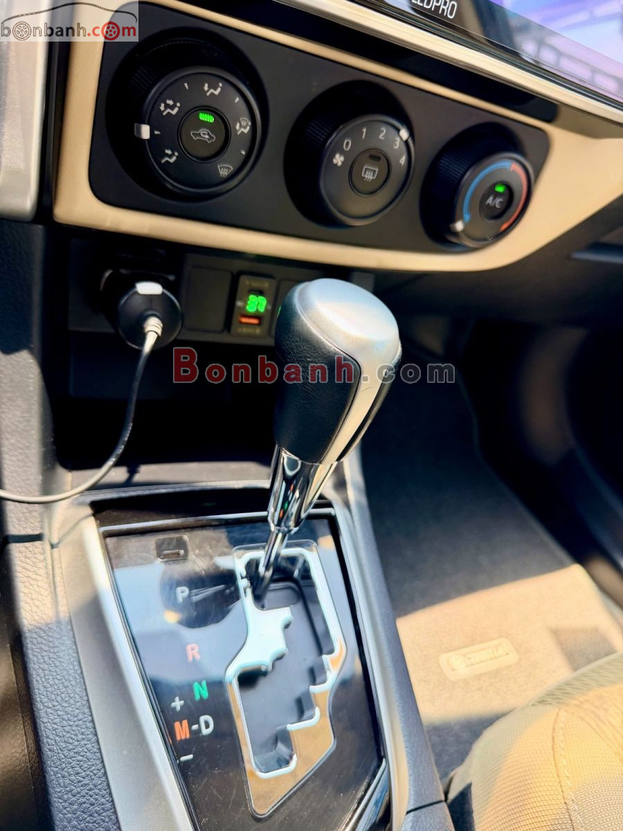 Bán ô tô Toyota Corolla altis 1.8E AT - 2017 - xe cũ