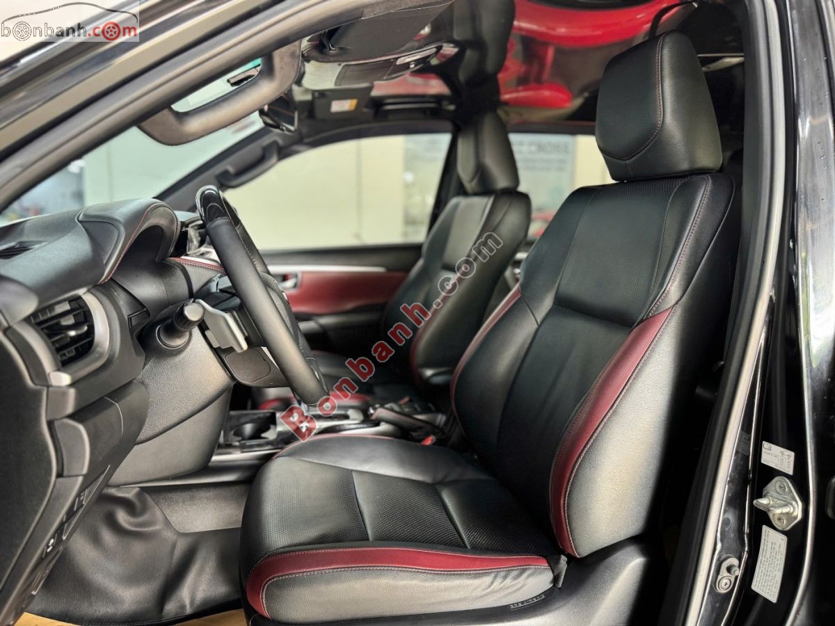 Bán ô tô Toyota Fortuner 2.4G 4x2 AT Legender - 2021 - xe cũ