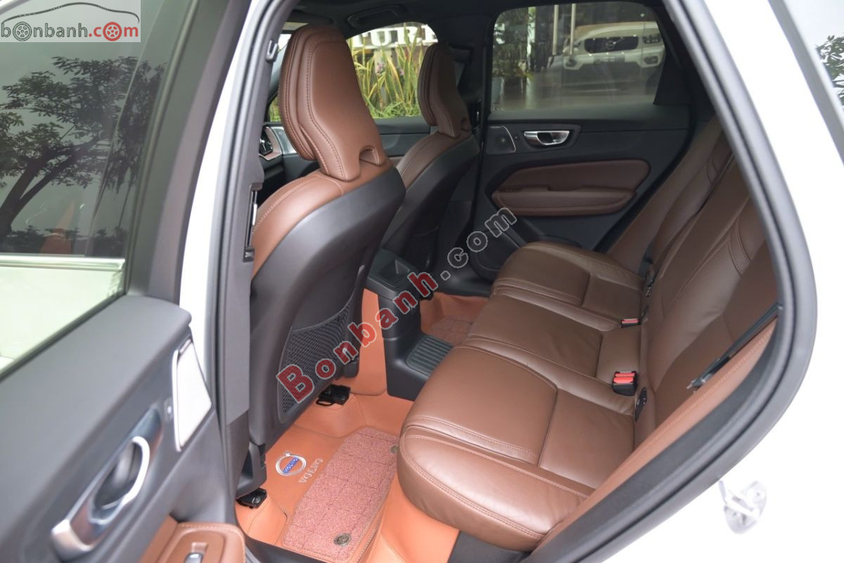 Bán ô tô Volvo XC60 Recharge Ultimate T8 AWD - 2025 - xe cũ
