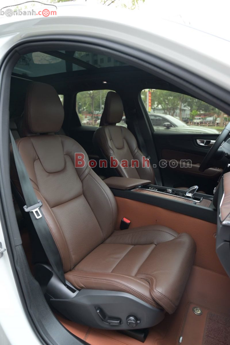 Bán ô tô Volvo XC60 Recharge Ultimate T8 AWD - 2025 - xe cũ