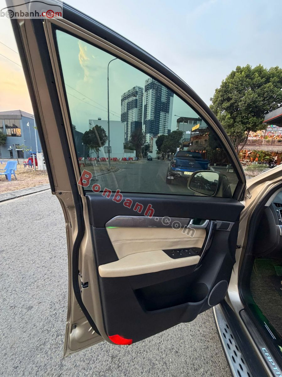 Bán ô tô Chevrolet Captiva Revv LTZ 2.4 AT - 2016 - xe cũ