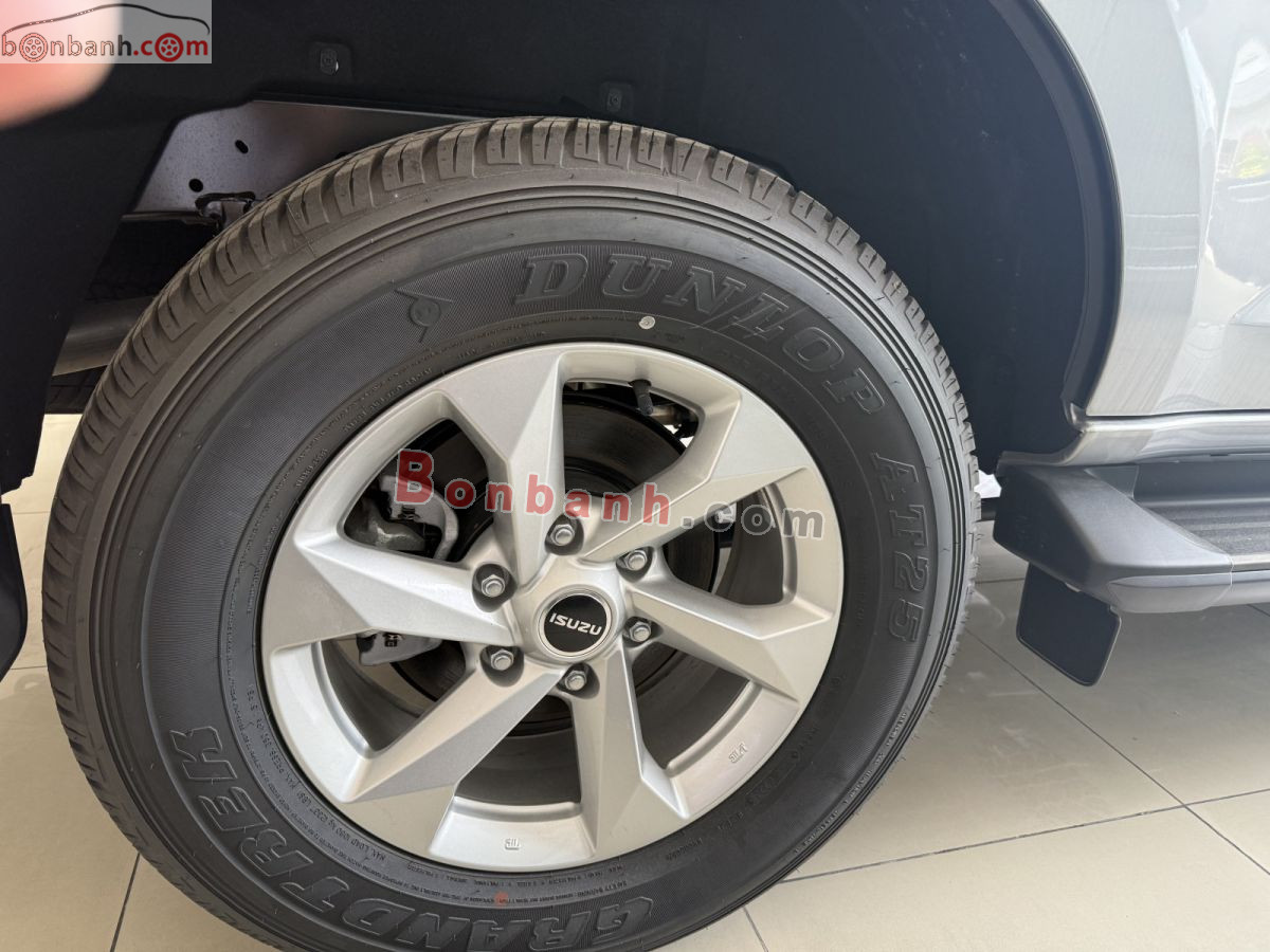 Bán ô tô Isuzu MU-X B7 1.9 4X2 MT - 2025 - xe mới