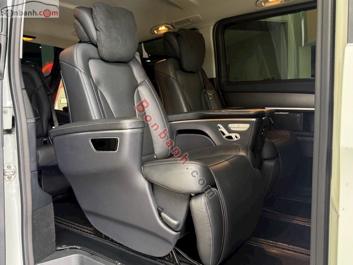 Bán ô tô Mercedes Benz V class V250 AMG - 2023 - xe cũ