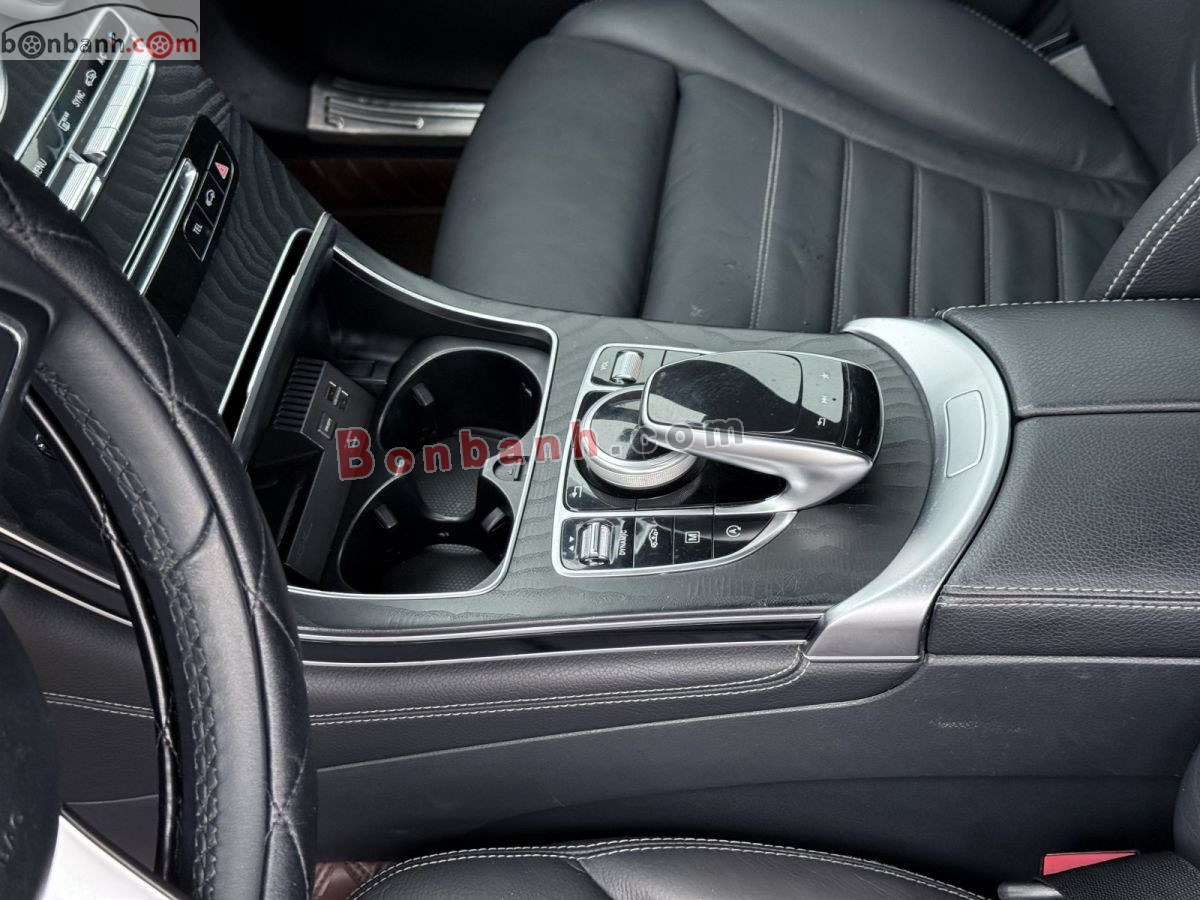 Bán ô tô Mercedes Benz GLC 300 4Matic - 2017 - xe cũ
