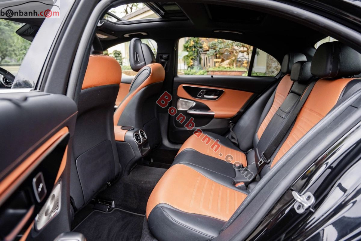 Bán ô tô Mercedes Benz C class C300 AMG - 2023 - xe cũ