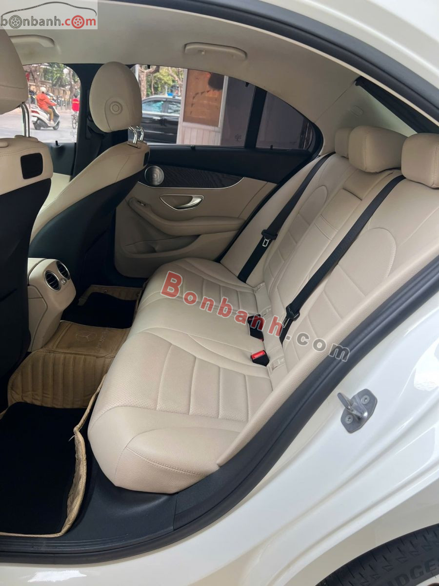 Bán ô tô Mercedes Benz C class C200 - 2018 - xe cũ