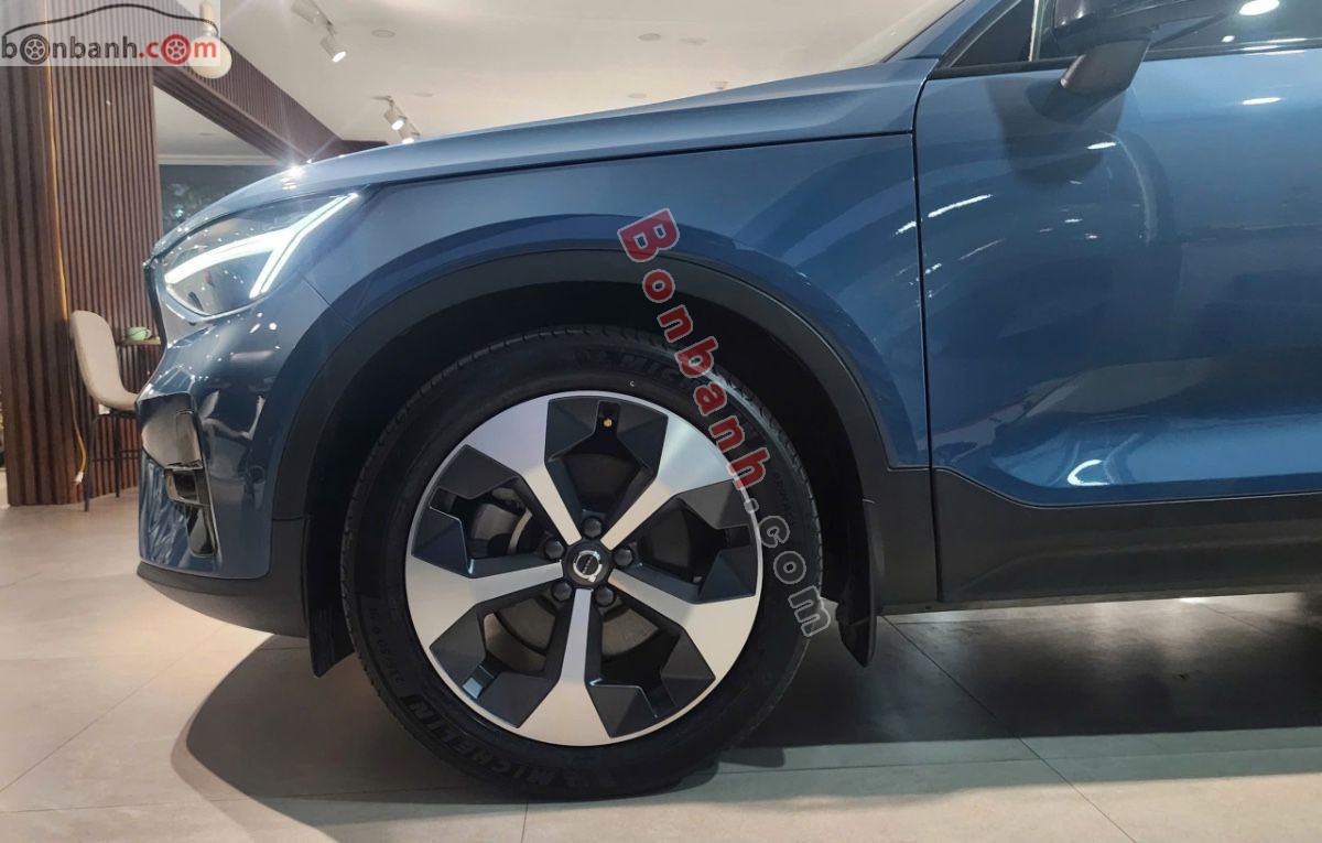 Bán ô tô Volvo XC40 Ultimate B5 AWD - 2023 - xe cũ
