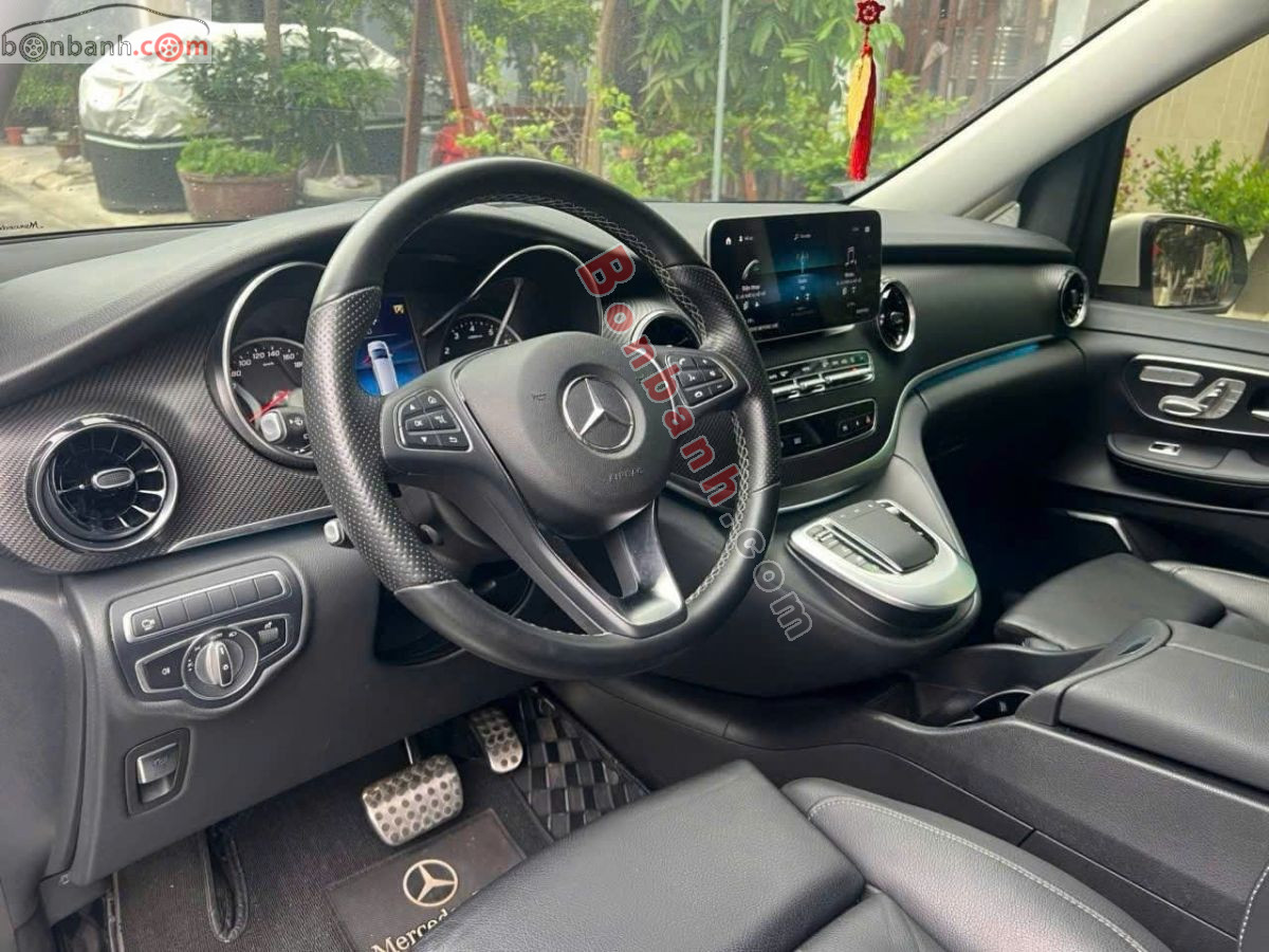 Bán ô tô Mercedes Benz V class V250 AMG - 2023 - xe cũ