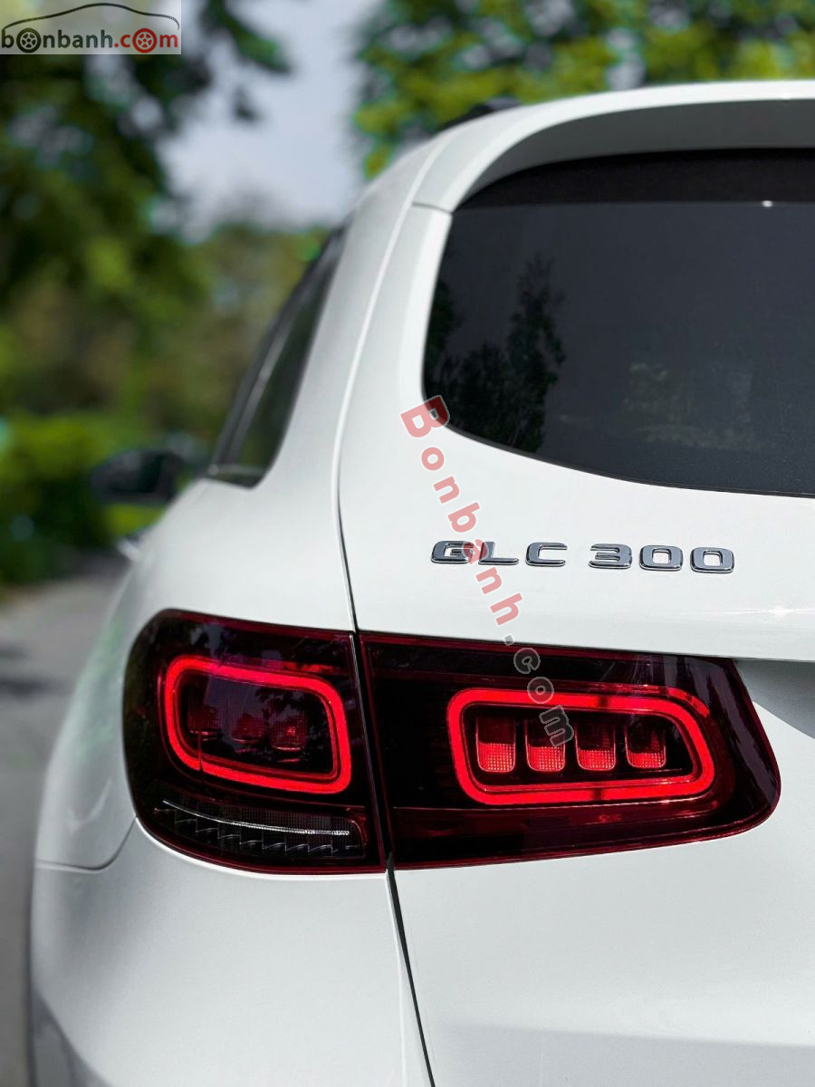 Bán ô tô Mercedes Benz GLC 300 4Matic - 2019 - xe cũ