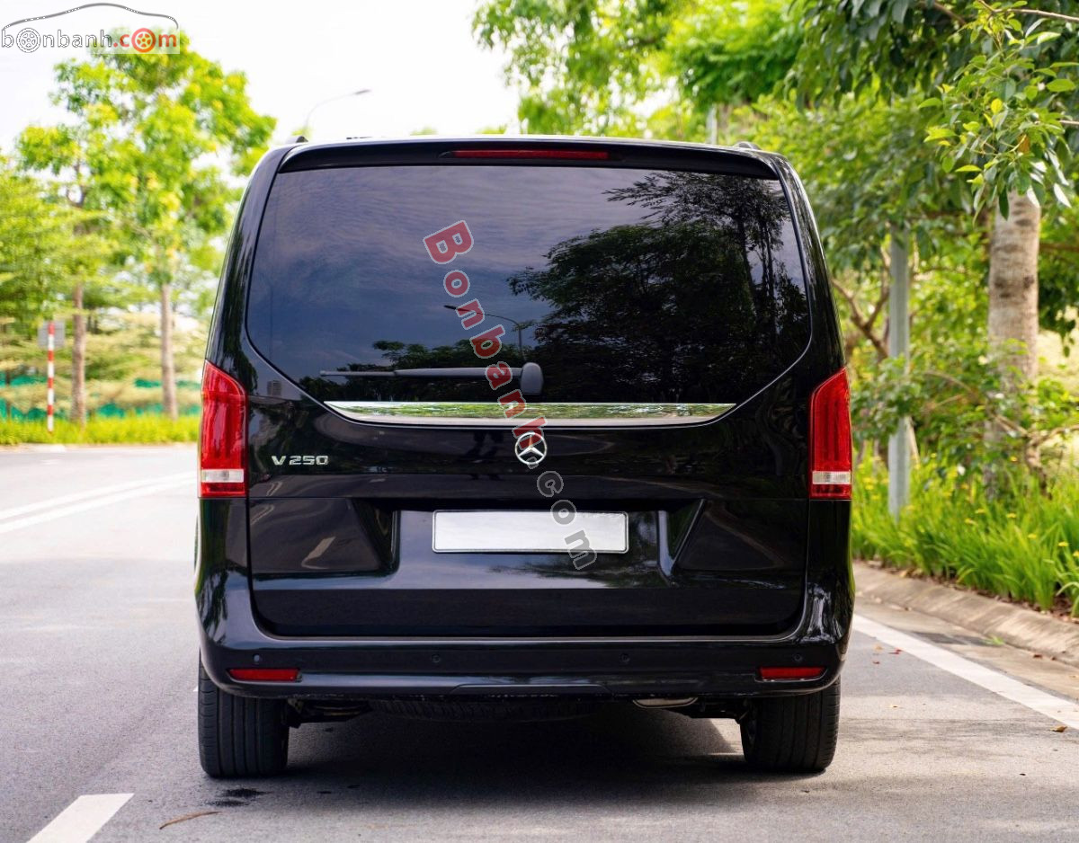 Bán ô tô Mercedes Benz V class V250 AMG - 2023 - xe cũ