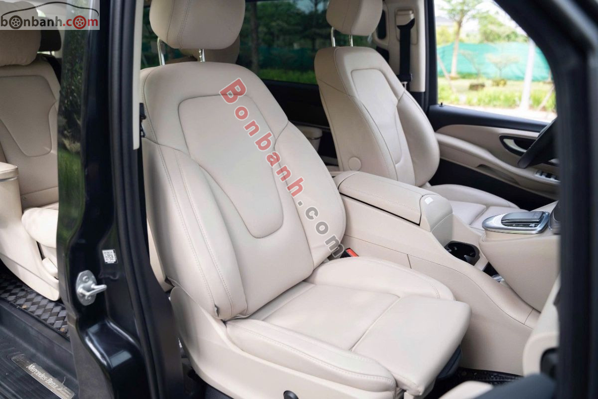 Bán ô tô Mercedes Benz V class V250 AMG - 2023 - xe cũ