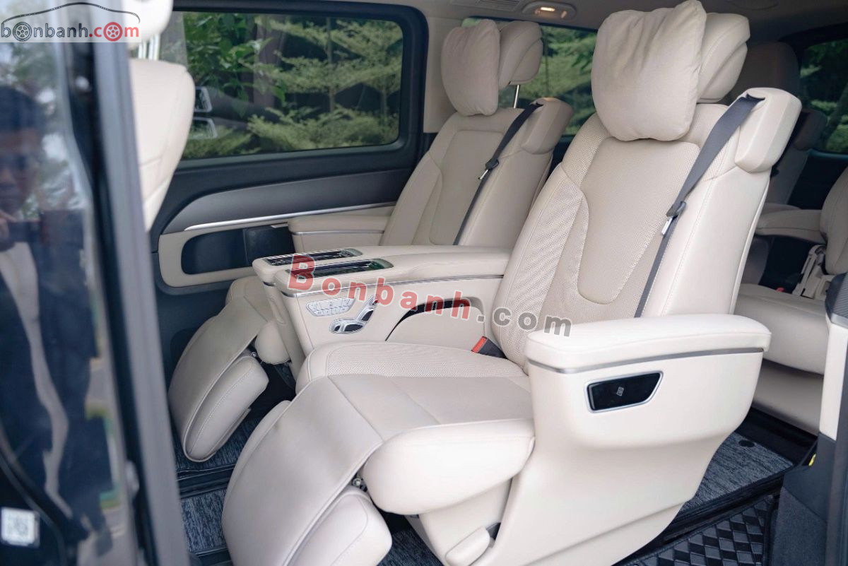 Bán ô tô Mercedes Benz V class V250 AMG - 2023 - xe cũ