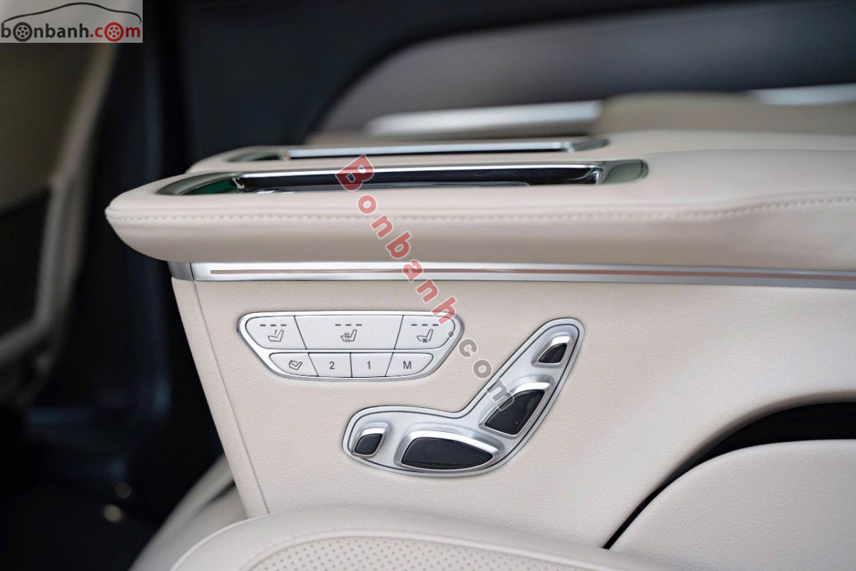 Bán ô tô Mercedes Benz V class V250 AMG - 2023 - xe cũ