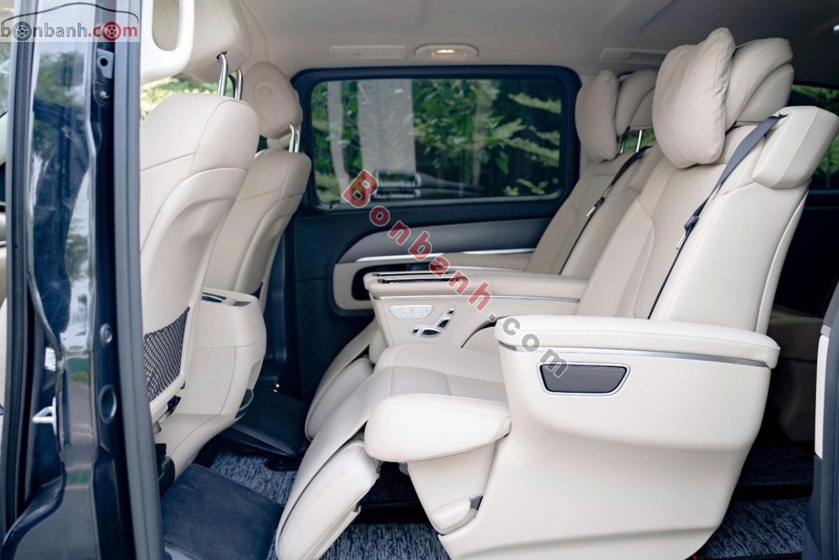 Bán ô tô Mercedes Benz V class V250 AMG - 2023 - xe cũ