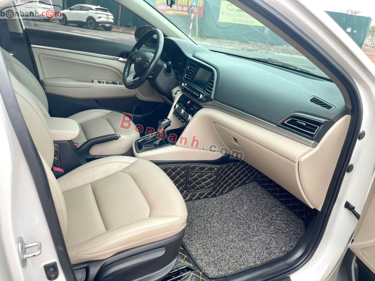 Bán ô tô Hyundai Elantra 2.0 AT - 2021 - xe cũ
