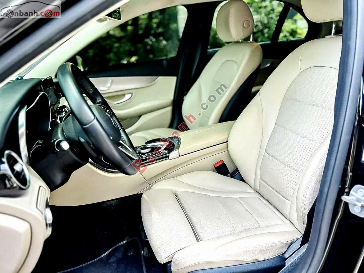 Bán ô tô Mercedes Benz C class C180 - 2021 - xe cũ