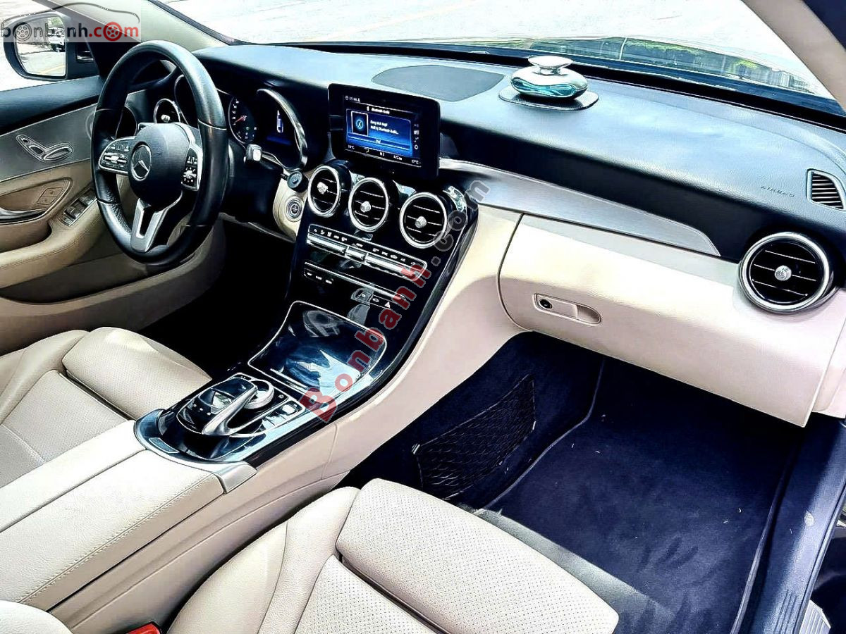 Bán ô tô Mercedes Benz C class C180 - 2021 - xe cũ