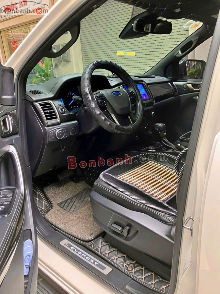 Bán ô tô Ford Everest Titanium 2.0L 4x4 AT - 2019 - xe cũ