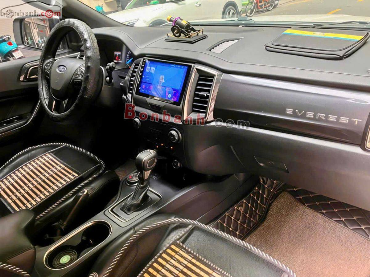 Bán ô tô Ford Everest Titanium 2.0L 4x4 AT - 2019 - xe cũ