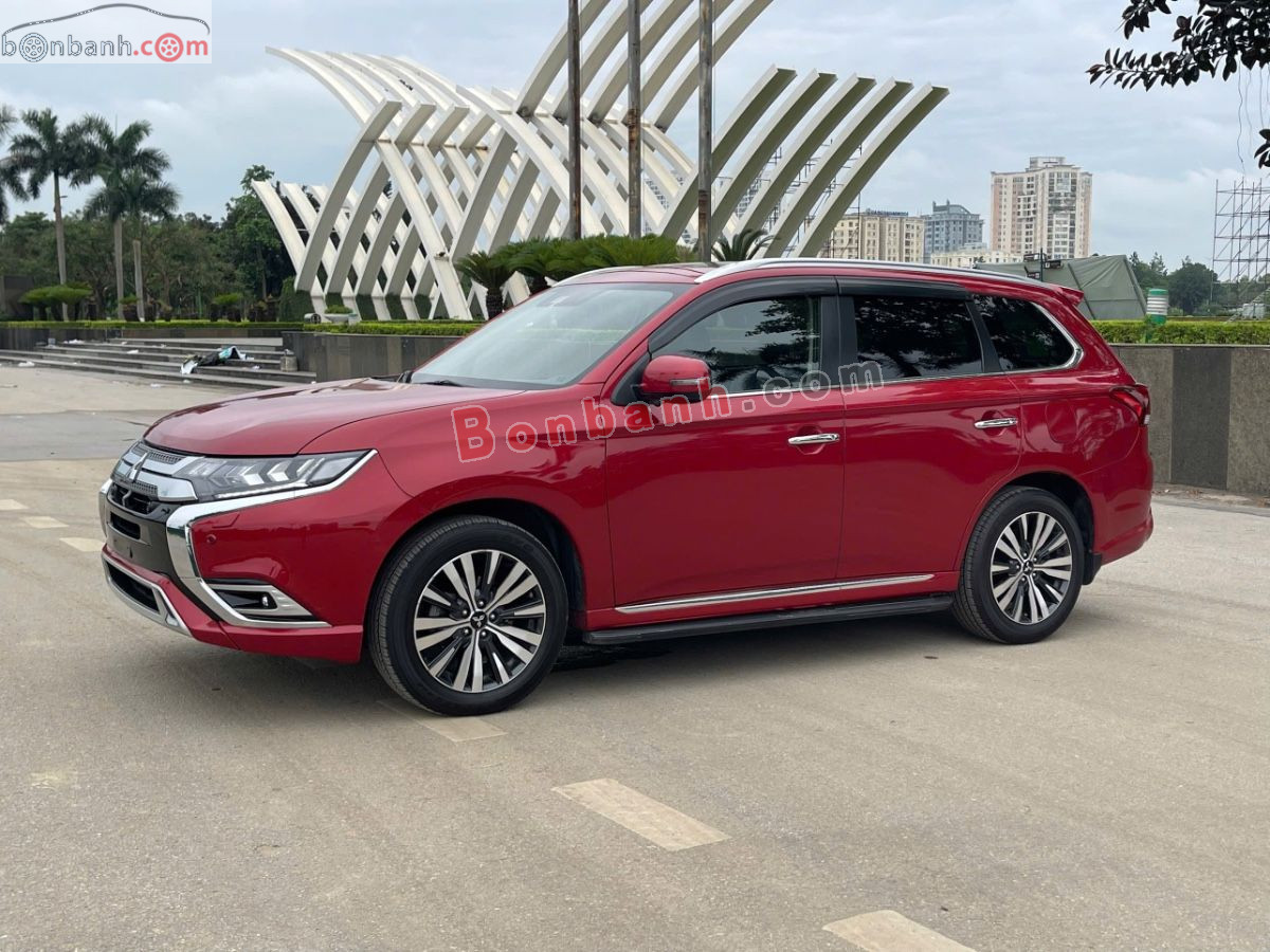 Bán ô tô Mitsubishi Outlander Premium 2.0 CVT - 2022 - xe cũ
