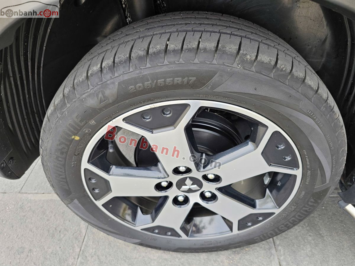 Bán ô tô Mitsubishi Xpander Cross 1.5 AT - 2021 - xe cũ