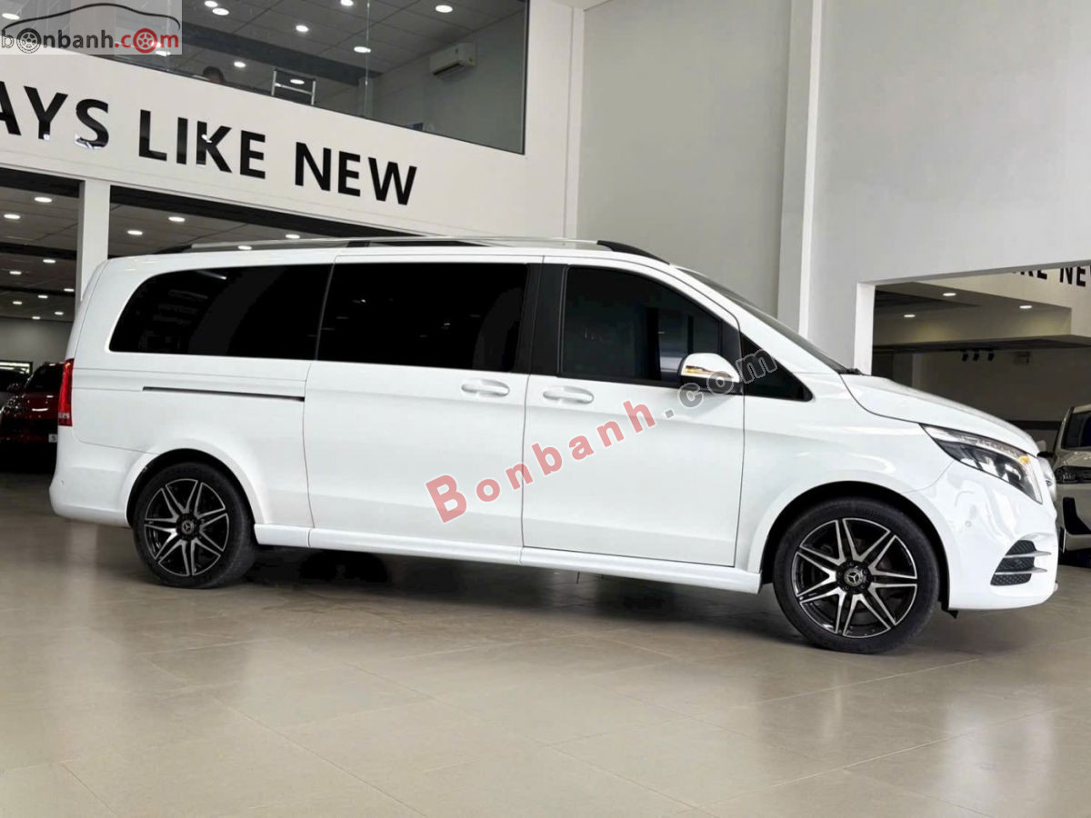 Bán ô tô Mercedes Benz V class V250 AMG - 2023 - xe cũ
