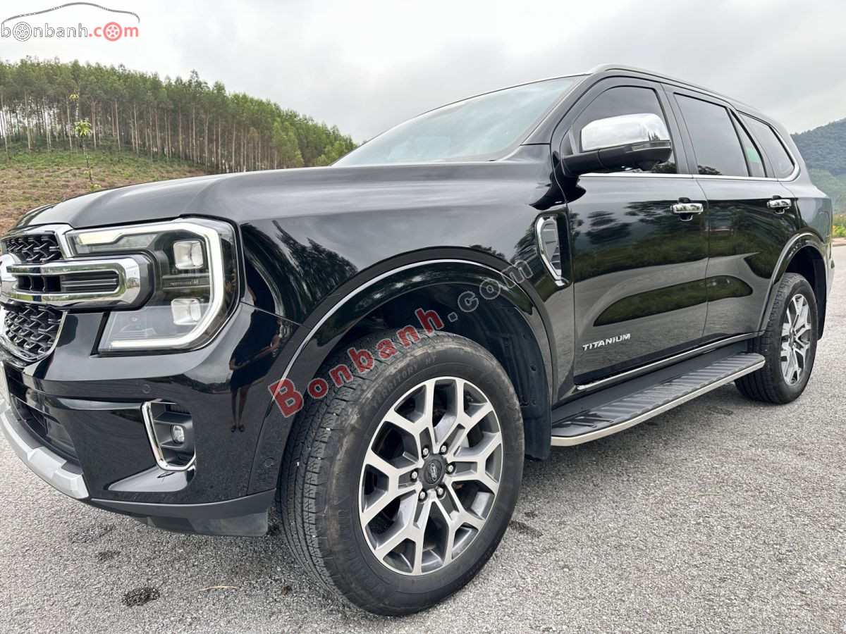 Bán ô tô Ford Everest Titanium Plus 2.0L 4x4 AT - 2024 - xe cũ
