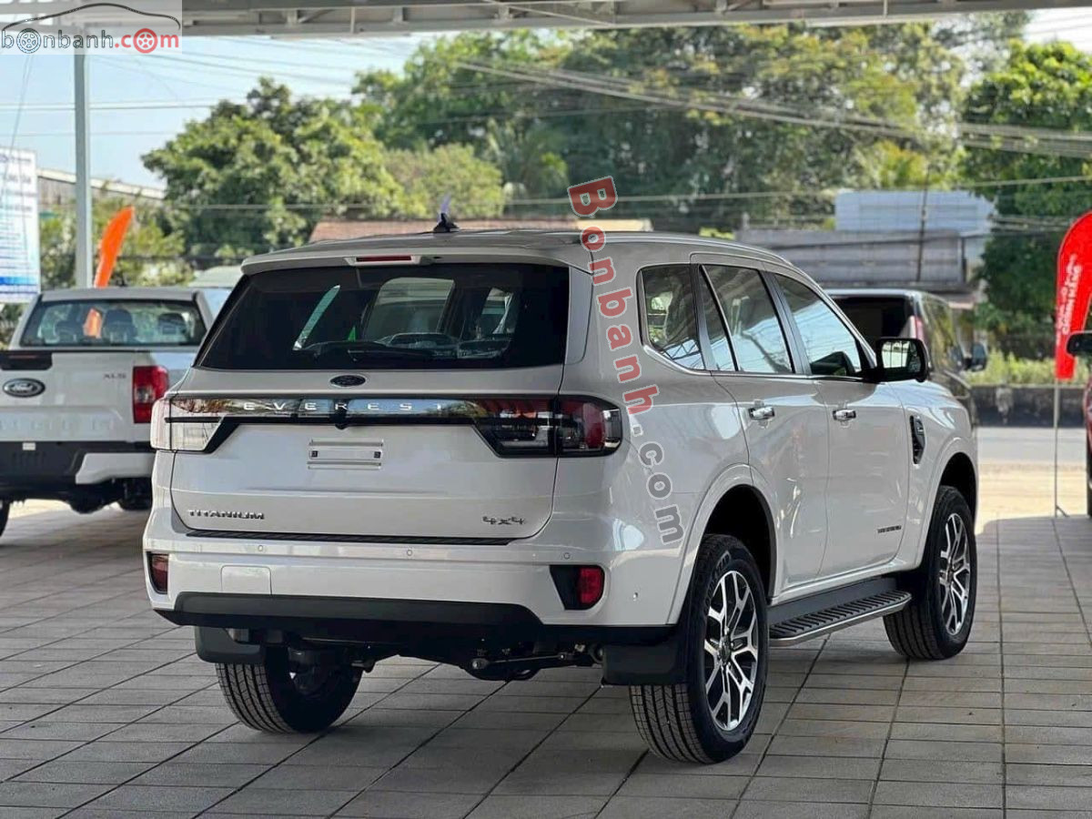Bán ô tô Ford Everest Titanium Plus 2.0L 4x4 AT - 2026 - xe mới