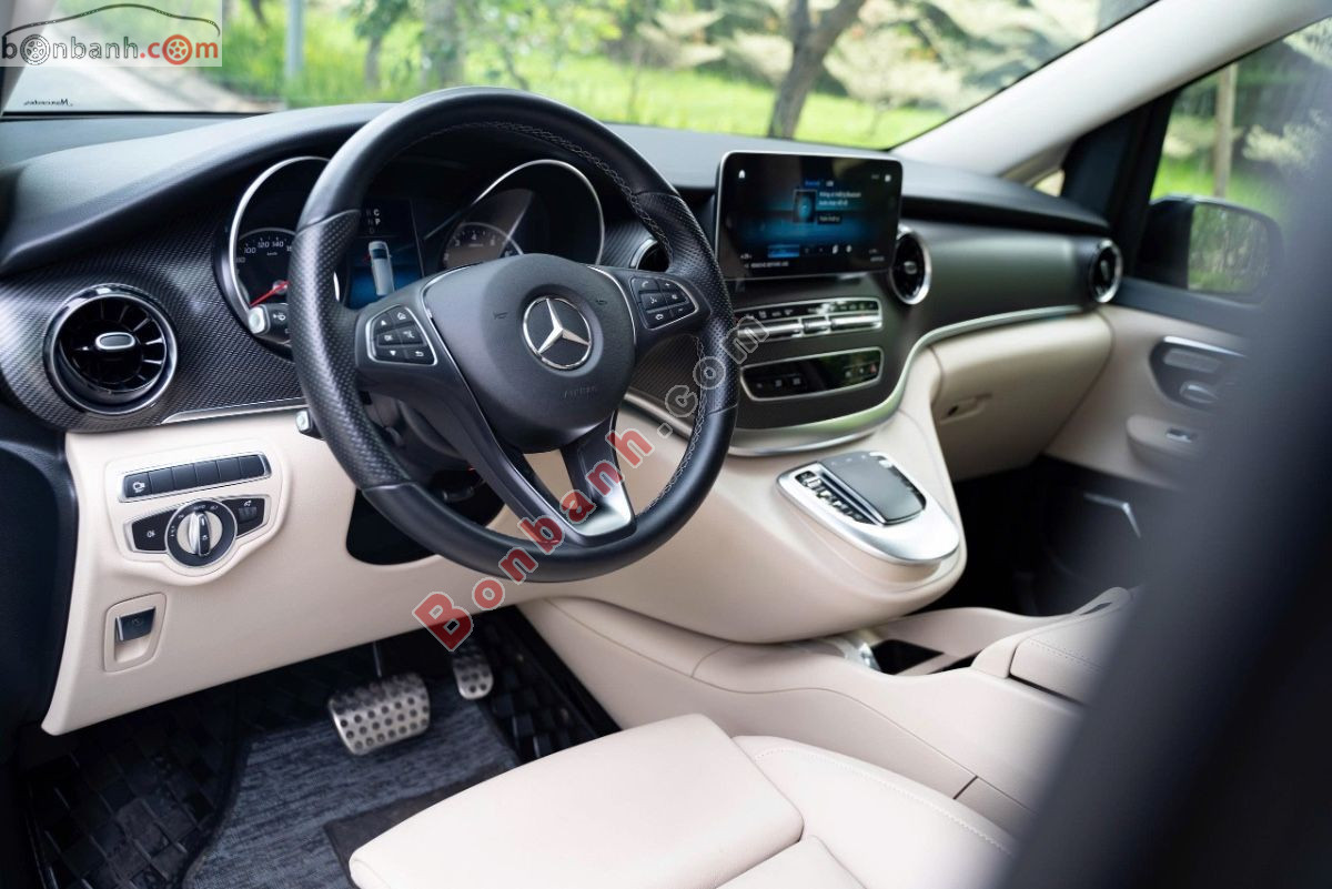 Bán ô tô Mercedes Benz V class V250 AMG - 2023 - xe cũ