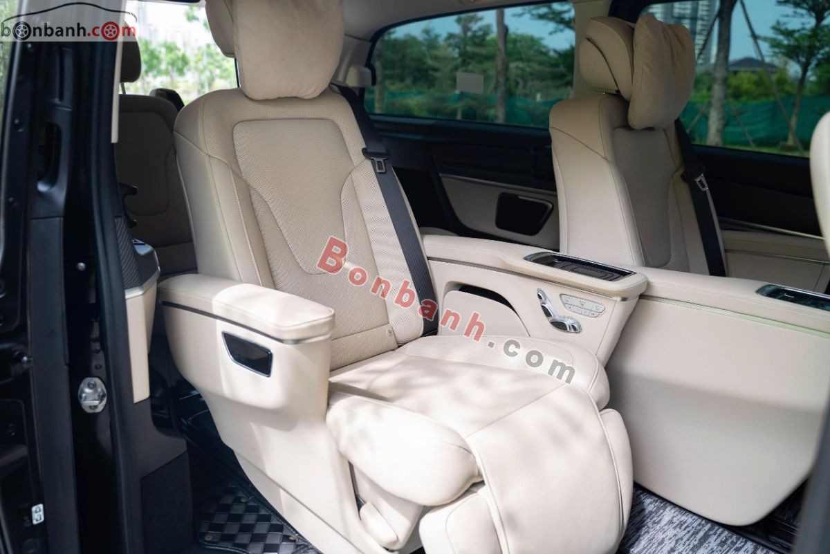 Bán ô tô Mercedes Benz V class V250 AMG - 2023 - xe cũ