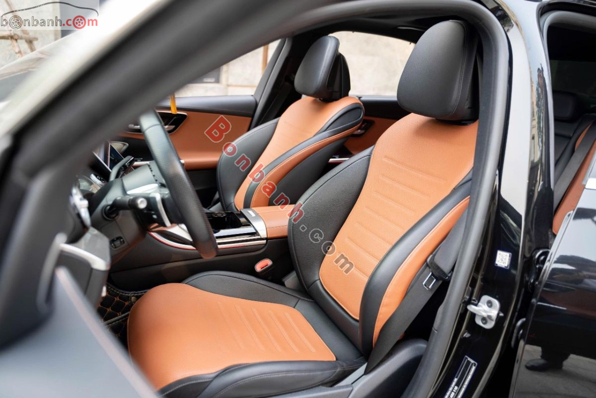Bán ô tô Mercedes Benz C class C300 AMG - 2022 - xe cũ