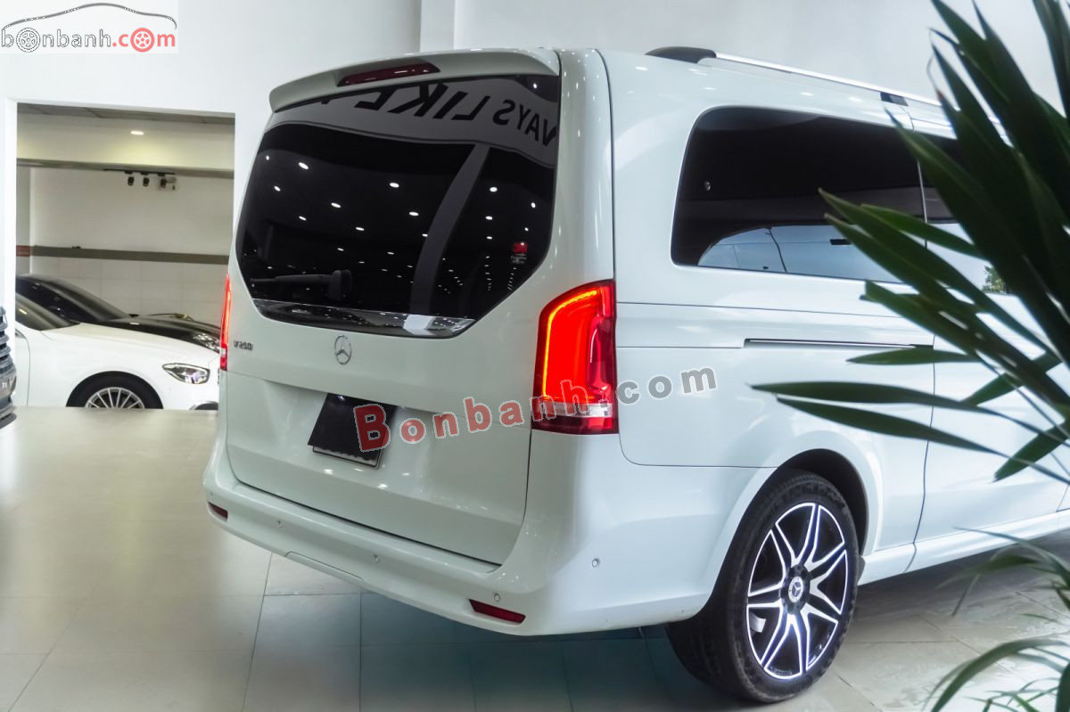 Bán ô tô Mercedes Benz V class V250 AMG - 2023 - xe cũ