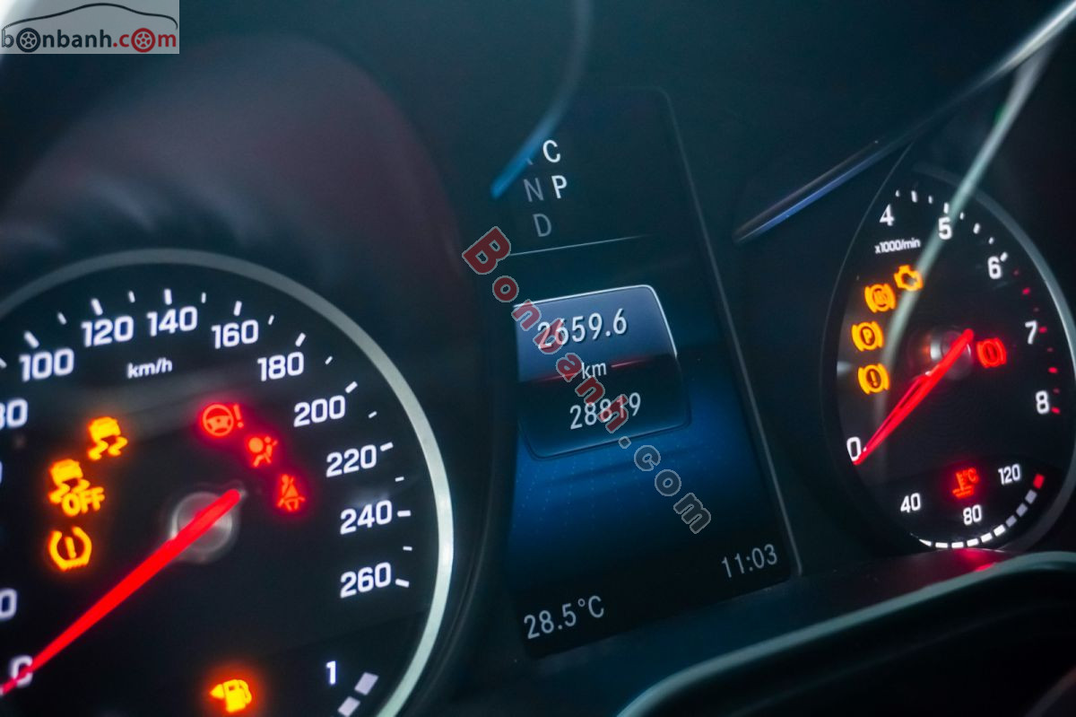 Bán ô tô Mercedes Benz V class V250 AMG - 2023 - xe cũ
