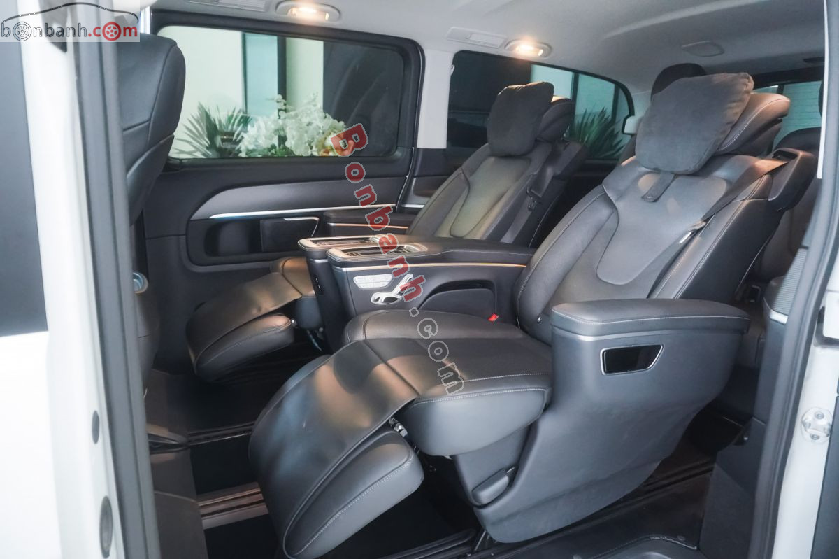 Bán ô tô Mercedes Benz V class V250 AMG - 2023 - xe cũ