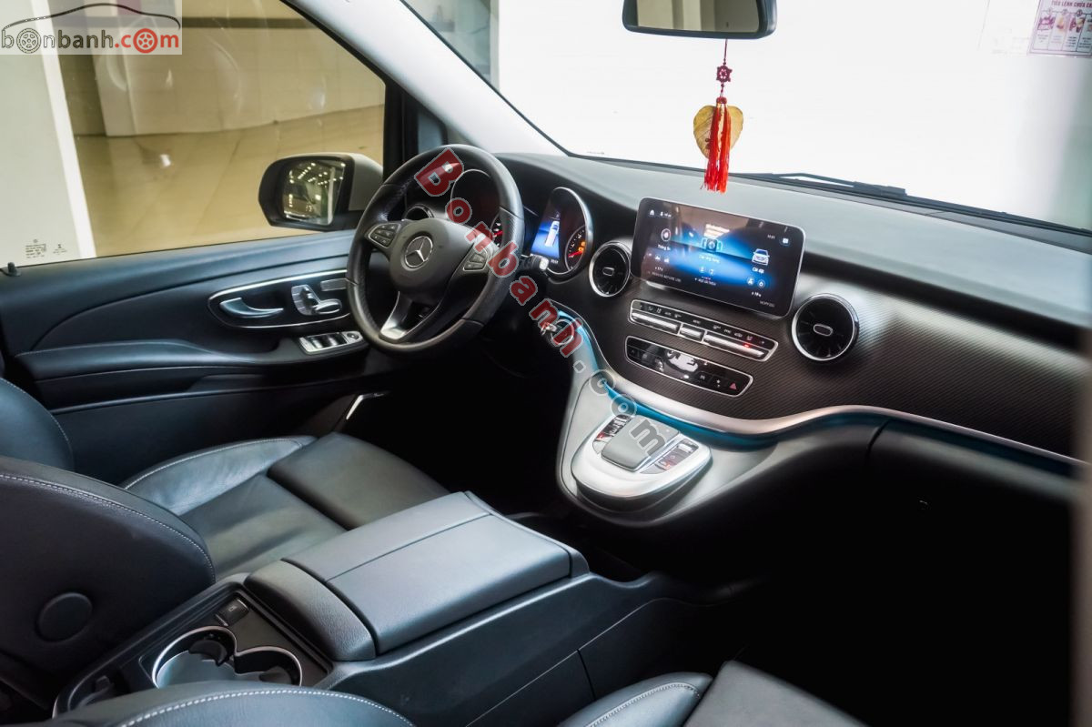 Bán ô tô Mercedes Benz V class V250 AMG - 2023 - xe cũ