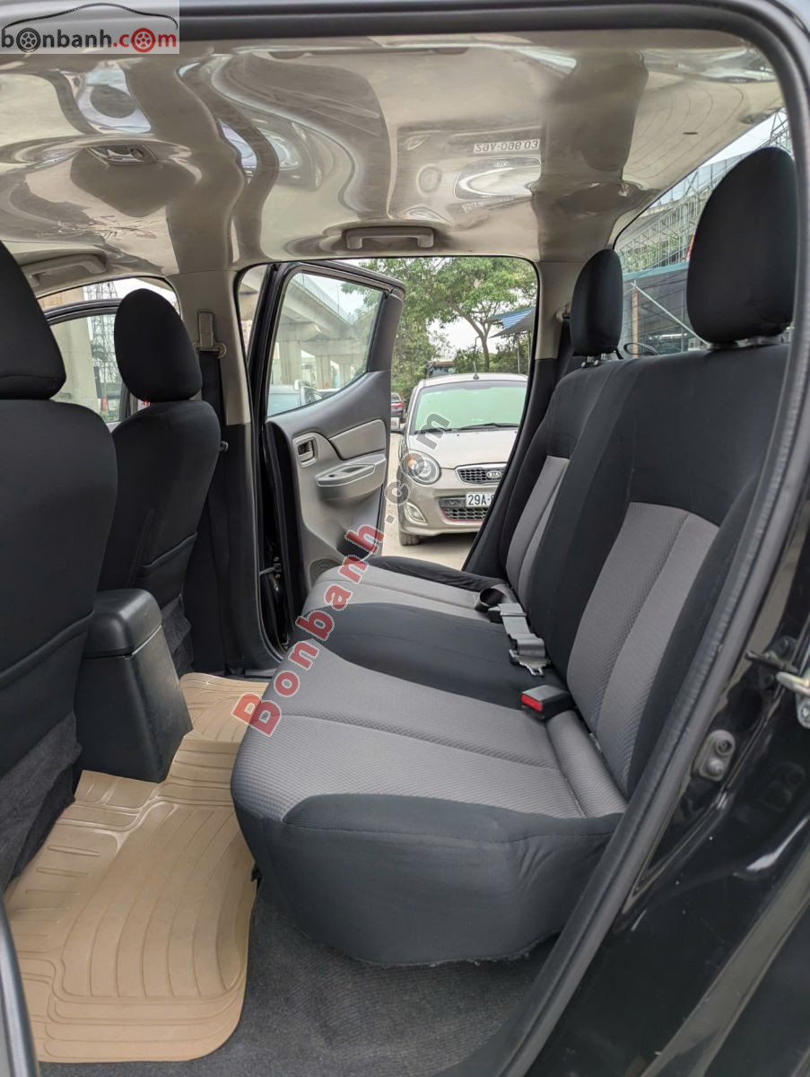 Bán ô tô Mitsubishi Triton 4x2 MT - 2018 - xe cũ
