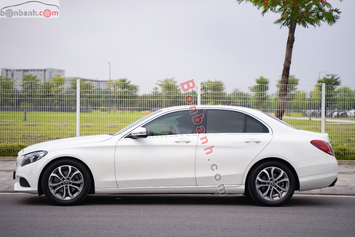 Bán ô tô Mercedes Benz C class C200 - 2017 - xe cũ