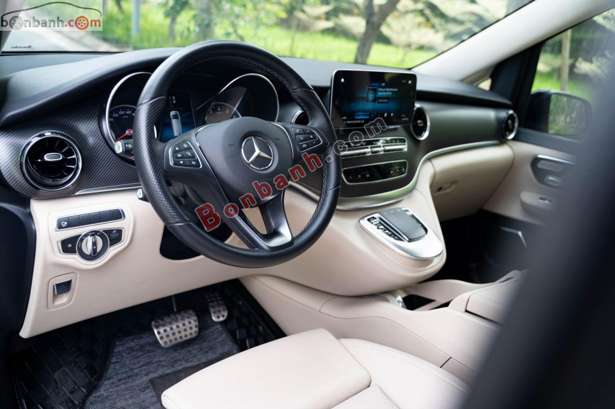 Bán ô tô Mercedes Benz V class V250 AMG - 2023 - xe cũ