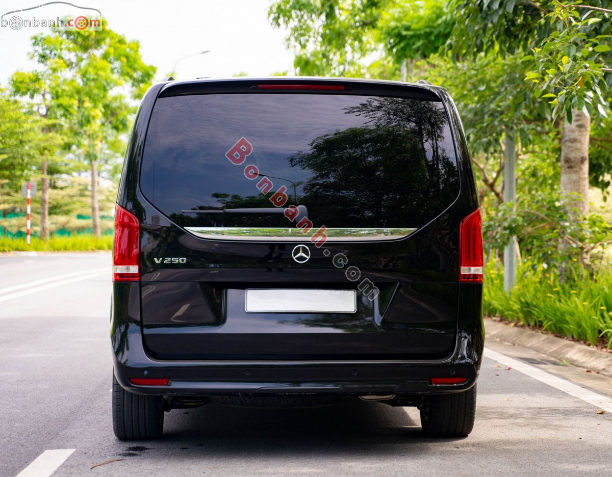 Bán ô tô Mercedes Benz V class V250 AMG - 2023 - xe cũ