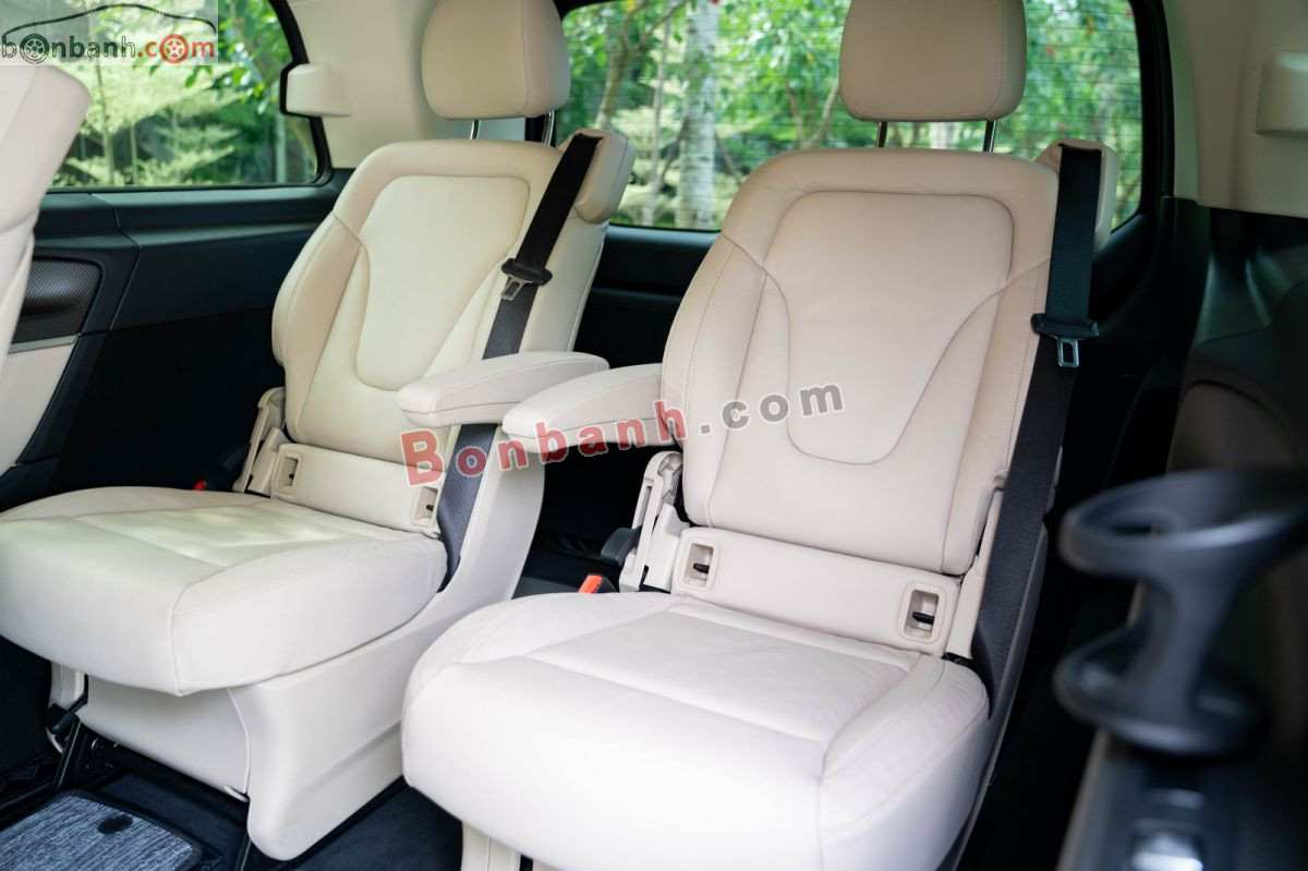 Bán ô tô Mercedes Benz V class V250 AMG - 2023 - xe cũ