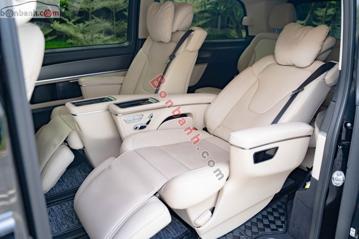 Bán ô tô Mercedes Benz V class V250 AMG - 2023 - xe cũ