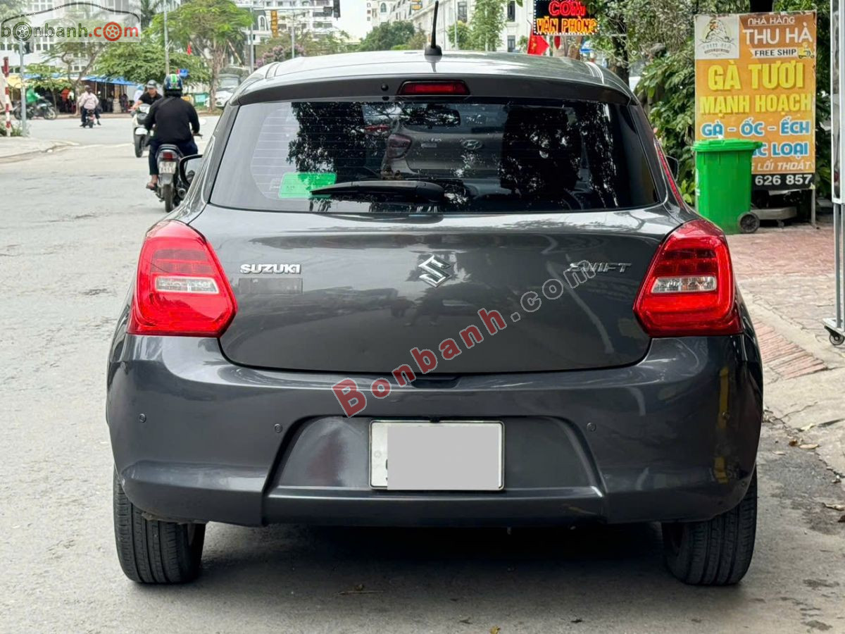 Bán ô tô Suzuki Swift GLX 1.2 AT - 2022 - xe cũ